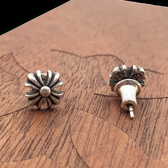 Chrome Hearts Cross Sterling Silver Earrings - Picture 6 of 7